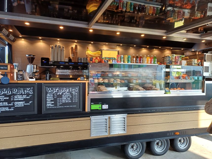 The Trailer Caf&eacute;